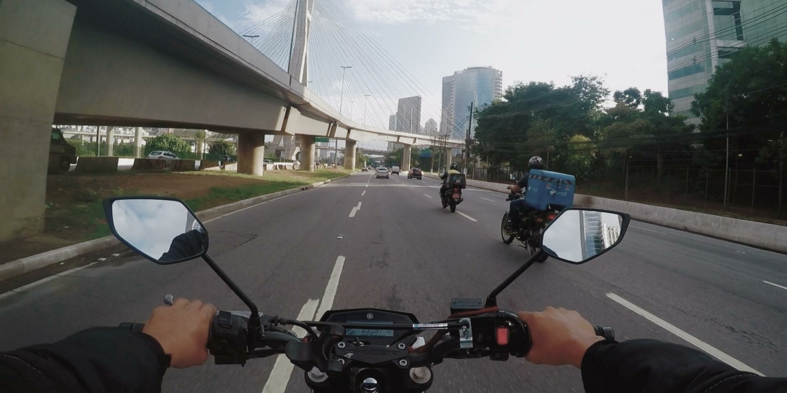 Abramet lança cartilha com foco na saúde de motociclistas profissionai